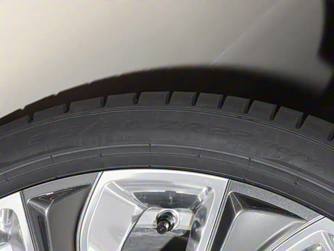 2026�� 4.0T V8 Mulliner