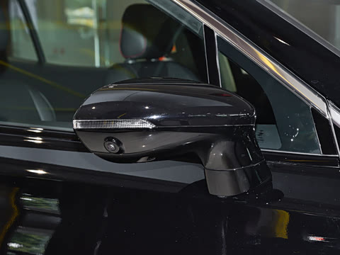 2025�� �Ŀ�  2.0T PHEV ����200��������� 6��