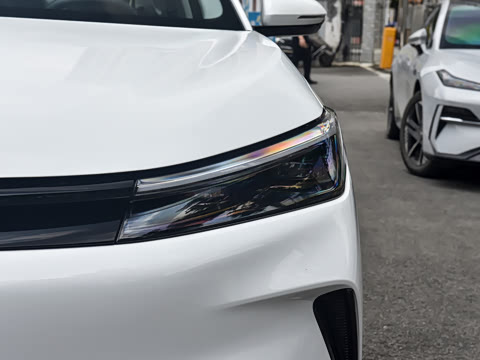 2026�� EV 550km ר�����а�