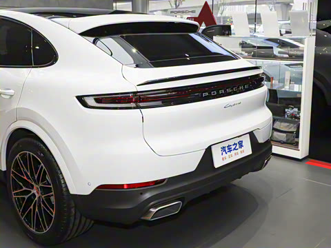 2026�� Cayenne Coup�� 3.0T