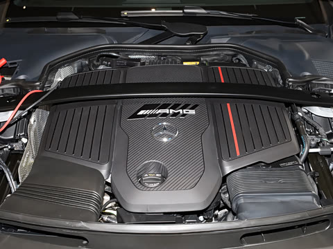 2025 Ŀ AMG CLE 53 4MATIC+ ܳ