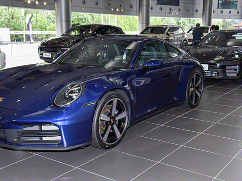 2025�� Carrera 3.0T