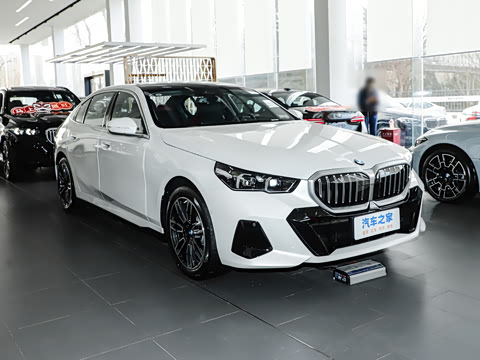 2026�� �Ŀ� 530Li ������ M�˶���װ