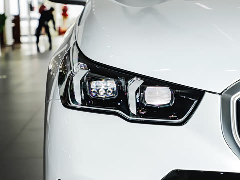 2026�� �Ŀ� 530Li ������ M�˶���װ