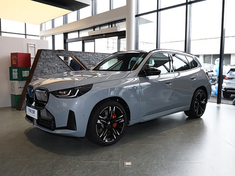 2025�� M50 xDrive