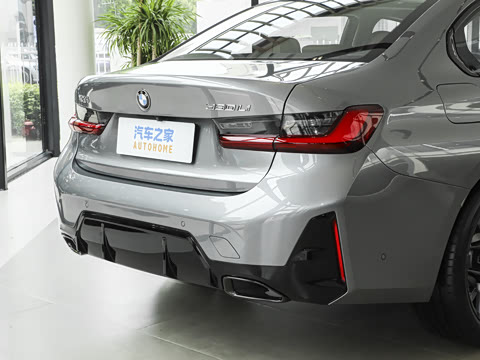 2026�� 330Li M�˶���ҹ��װ