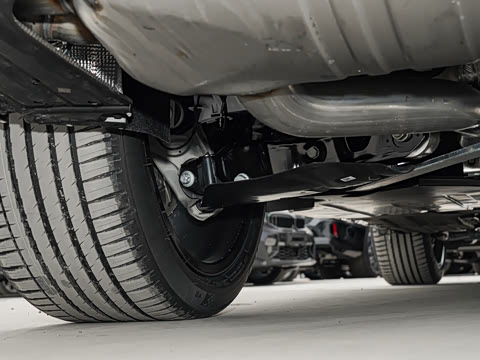 2026�� �Ŀ� xDrive 40Li M�˶���ҹ��װ