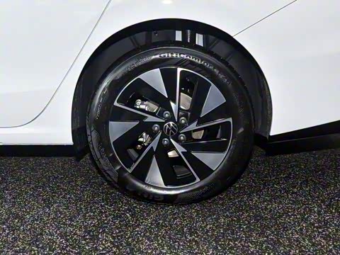 2026�� L 300TSI DSG ��Ӣ��