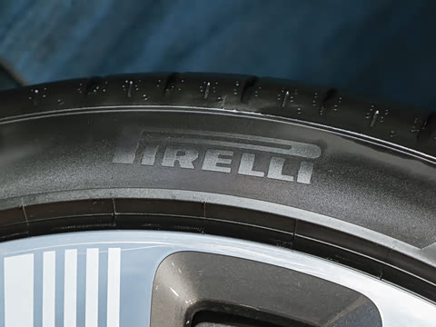 2025�� 102kWh ��ƽ���ر��