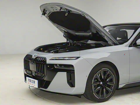 2023�� 740Li ������ M�˶���װ