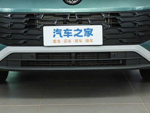 2025�� ̽��L 300TSI ������Ӣ