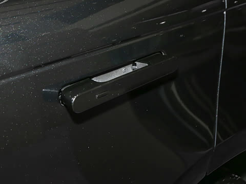 2026�� 3.0 L6 400PS AB�����