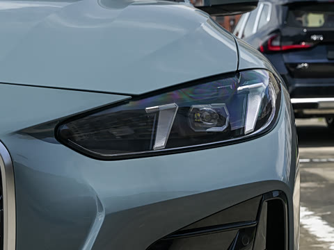 2026�� 425i M�˶���װ