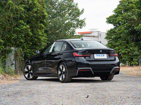 2026�� eDrive 40 L ��ҹ�˶���װ