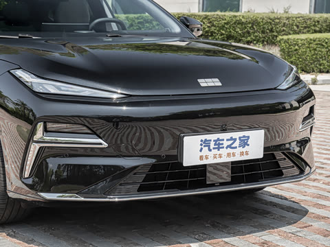 2026�� 225km EM-i Զ�����ǺӰ�