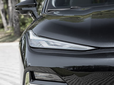 2026�� 225km EM-i Զ�����ǺӰ�