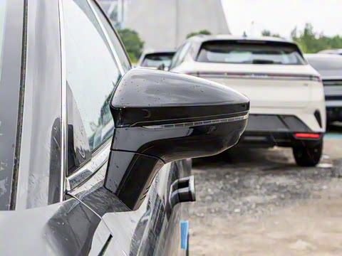 2025�� 60km EM-i ������