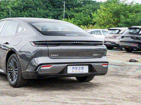 2025�� 60km EM-i ������