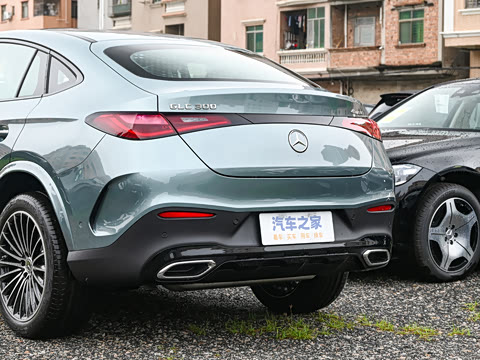 2025�� �Ŀ� GLC 300 4MATIC ����SUV