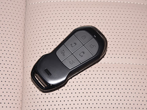 2026�� ���� 650 Ultra