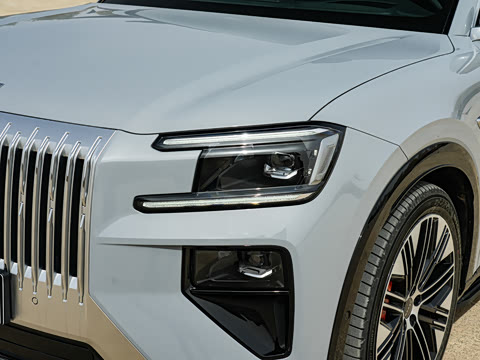 2026�� Ultra+�� 70kWh