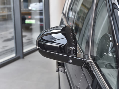 2025�� Ultra ���ܻ��°�