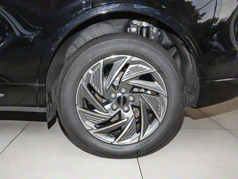 2025�� 1.5T ���������춯��