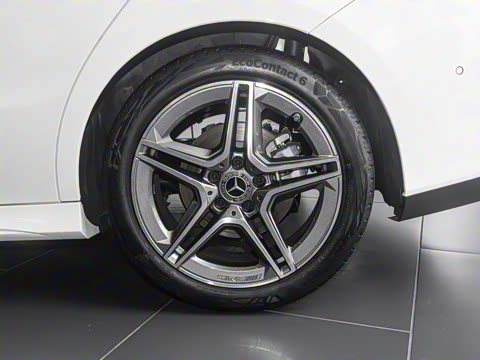 2025�� �Ŀ� CLA 200