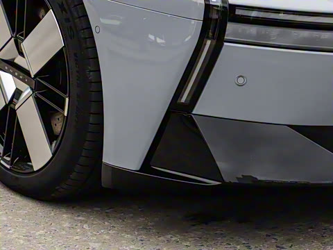 2025�� 750 ���������� Ultra