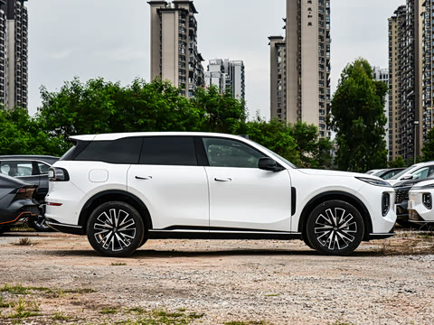 2025�� 215����������