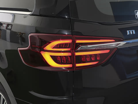 2025�� �Ŀ� MAX 2.0T �Զ������� ���� 7��