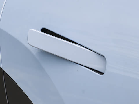 2027�� 1.5L ������