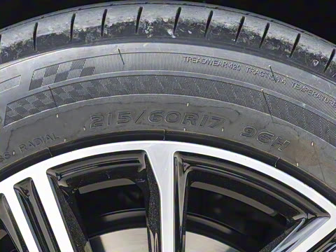 2025�� EM-i 70km ������