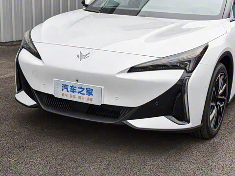 2025�� �Ŀ� 560MAX 185kW