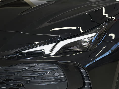 2026�� 2.0T Trophy+ �����˶���