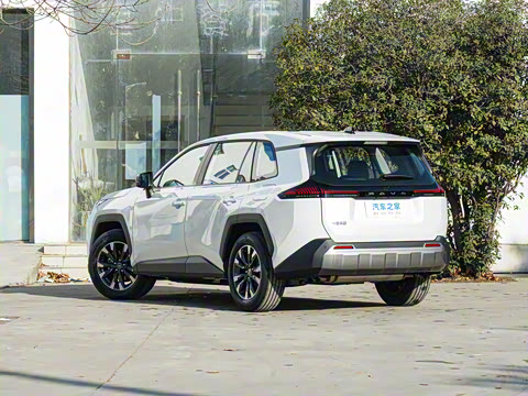 2026�� 2.0L ����������