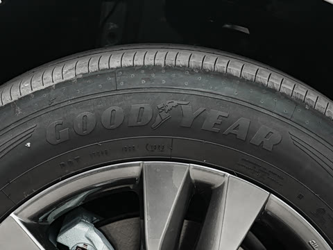 2027�� 2.5L ˫���������ʰ�