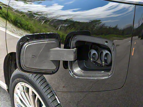 2025�� �Ŀ� 350 Max���������״��