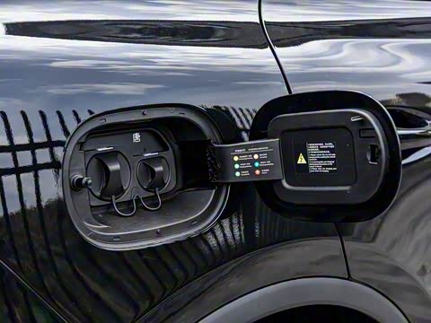 2025�� �Ǽݰ� DM-i 175KM ������