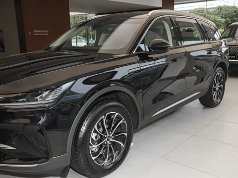 2026�� 2.0T ����������