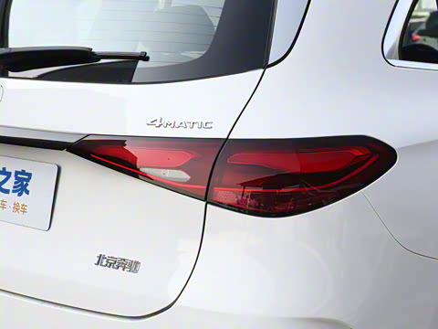 2026�� GLC 300 L 4MATIC ������ 5��