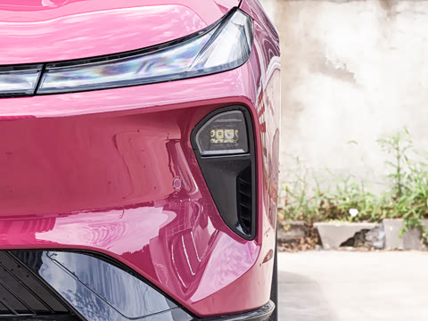 2026�� 535 MAX�����