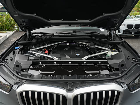 2025�� xDrive 30Li ������M�˶���ҹ��װ