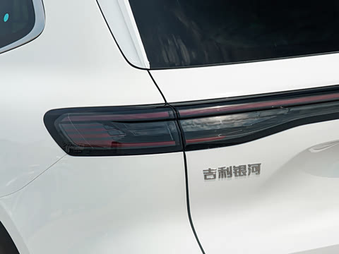 2026�� 605km Զ��+