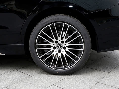 2026�� �Ŀ� C 260 L �˶���