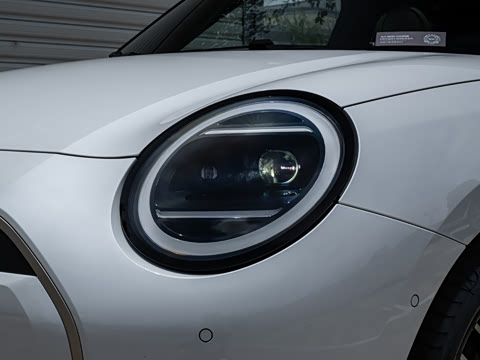 2026�� 463km COOPER SE ����������