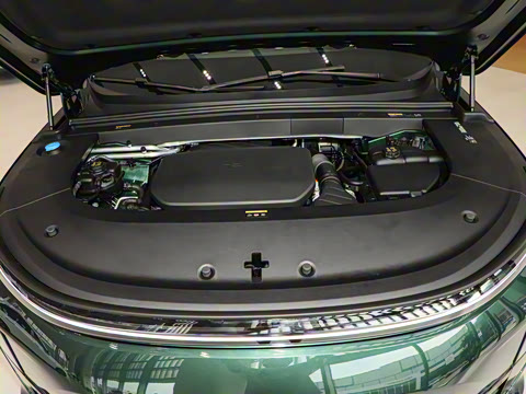 2025�� Pro ���ܻ��°�