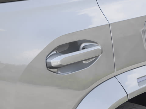2026�� PLUS 211km XWD ���� 5��