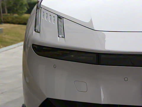 2025�� 240����Ultra H5