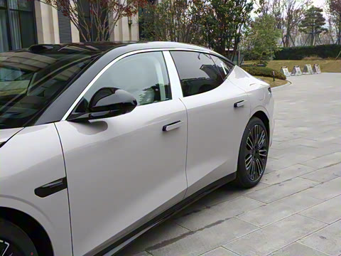 2025�� 240����Ultra H5